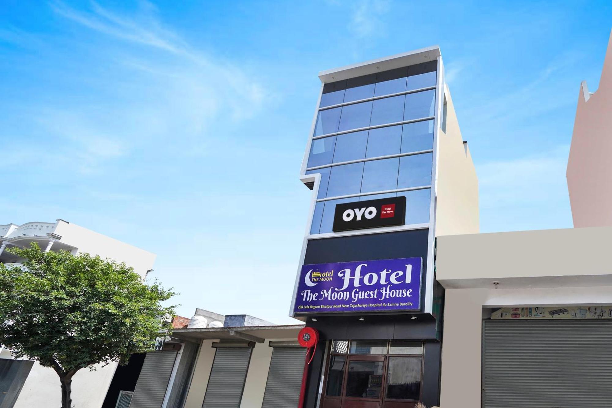 Hotel O The Moon Bareilly Exteriör bild